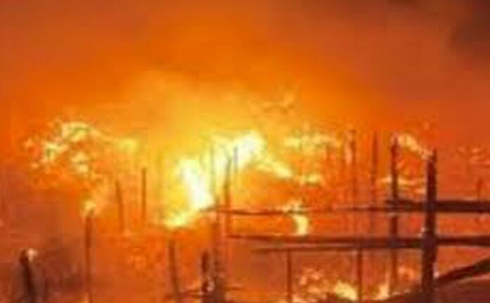 Fire, destroy, Abuja, Wuse market,