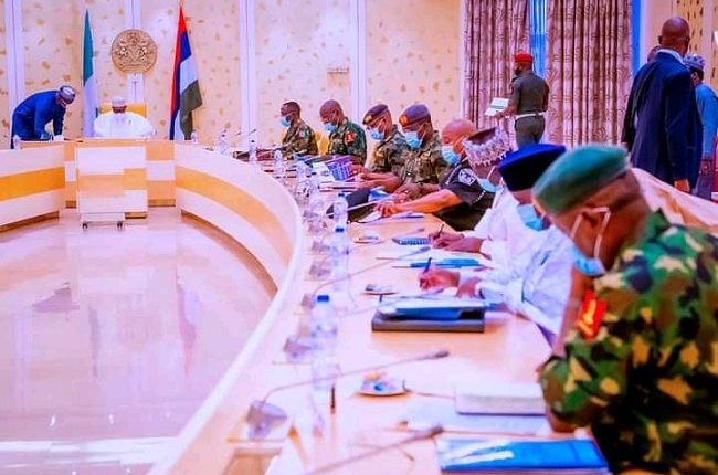 Muhammadu Buhari, Security Chiefs, Meeting