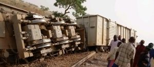 One dies as Lagos Kano train derails in Kaduna