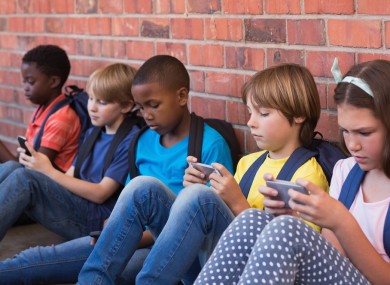 Children, mobile phones, age