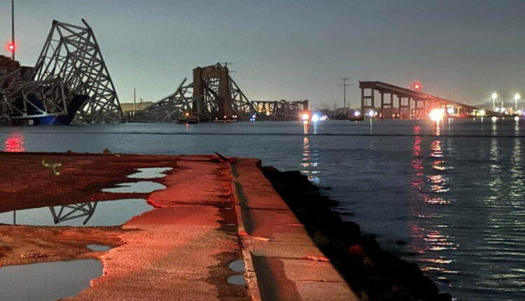 Baltimore, bridge ,collapse, rescuers , water,ship collision