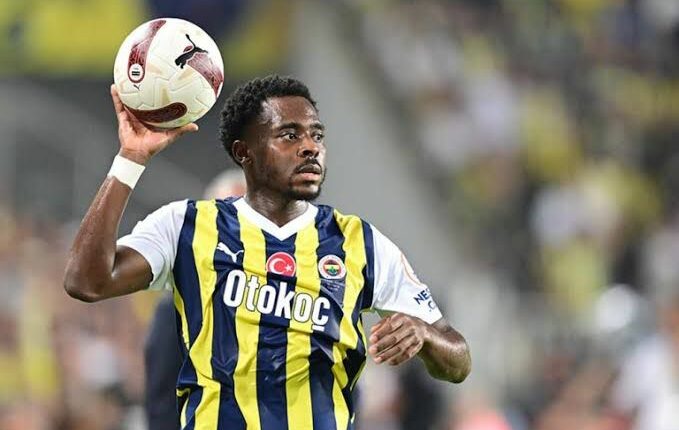 Southampton have offered £6.5m to Fenerbahce for Nigeria’s Bright Osayi-Samuel.